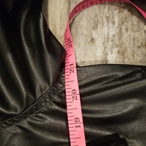 American Bazi Black Faux/Vegan Leather Crop Moto Jacket with Bungee Cinch Waist - Picture 10 of 16